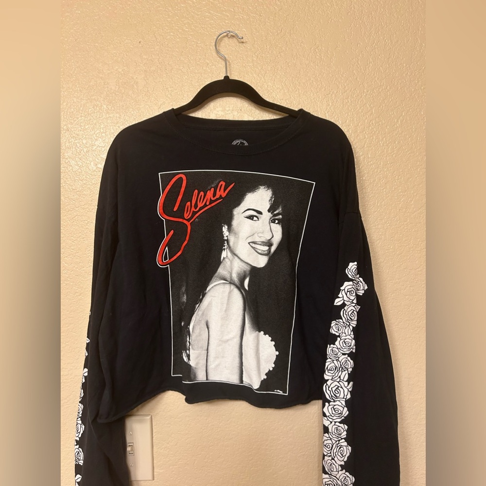 Selena crop top long sleeve 2X